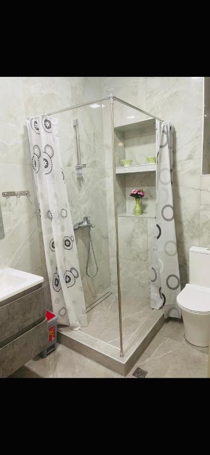Spacious 2 Bedrooms In The Center Of Yerevan Exterior photo